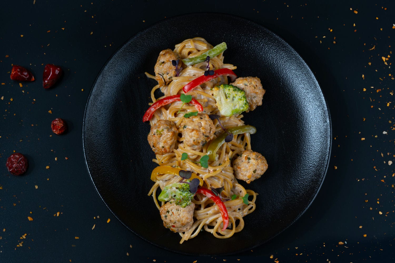 Spaghetti with chicken Balls